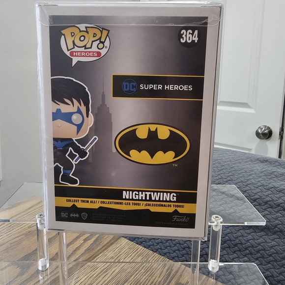 #364 Nightwing Funko Pop Vinyl Figure - Picture 2 of 3